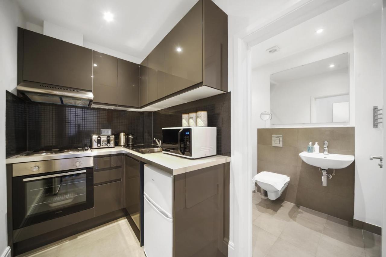 Studio Apartment By Homely Stays Londen Buitenkant foto